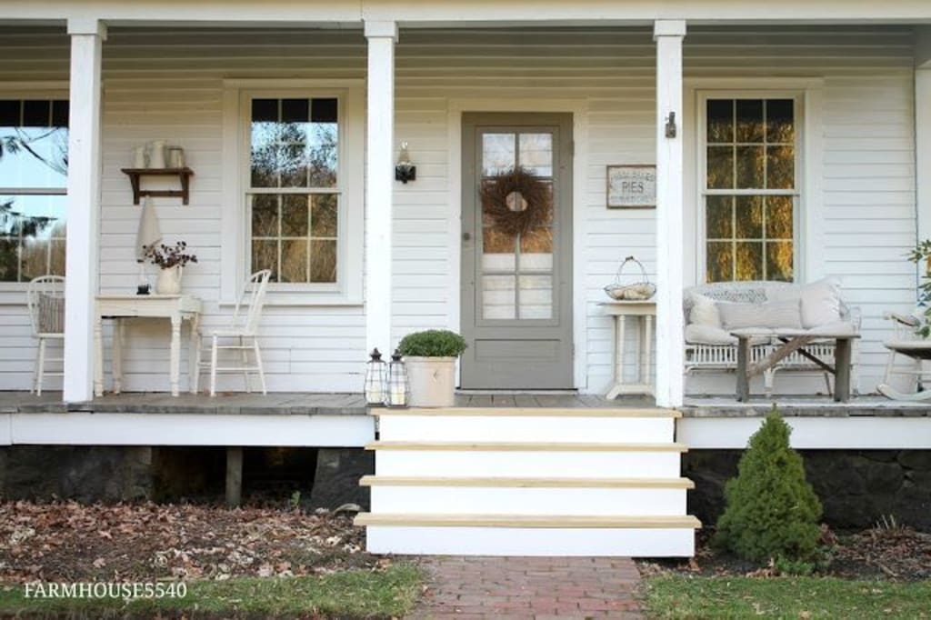 Top 10 Farmhouse Porches! Top 10 Farmhouse Porches!