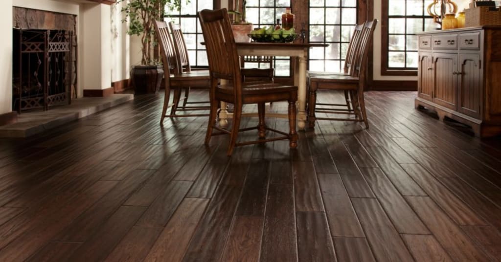 6 Pros And Cons of Hardwood Flooring 6 Pros And Cons of Hardwood Flooring