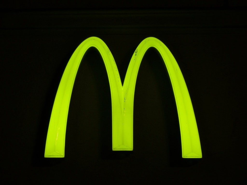 Bang-On Branding Bang-On Branding