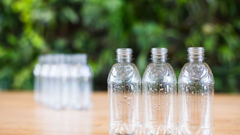 Towards The End Of Plastic Bottles? New 100% "vegetable" Bottles Degrade In One Year Towards The End Of Plastic Bottles? New 100% "vegetable" Bottles Degrade In One Year