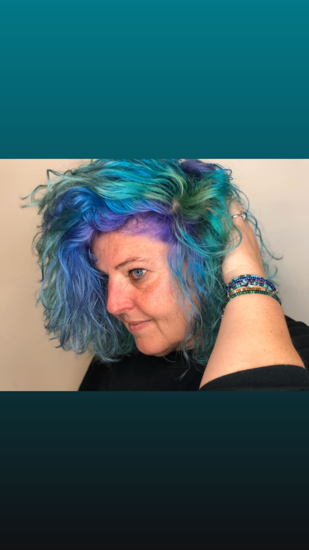 Blue hair, I don't care Blue hair, I don't care