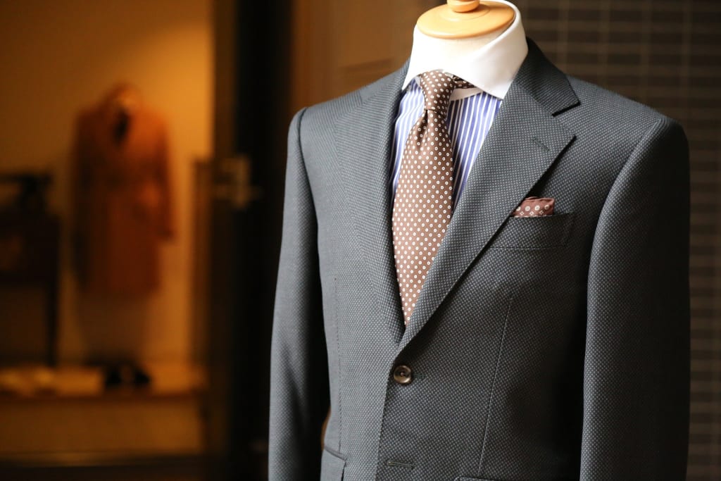 what-to-look-for-when-buying-an-expensive-suit-styled