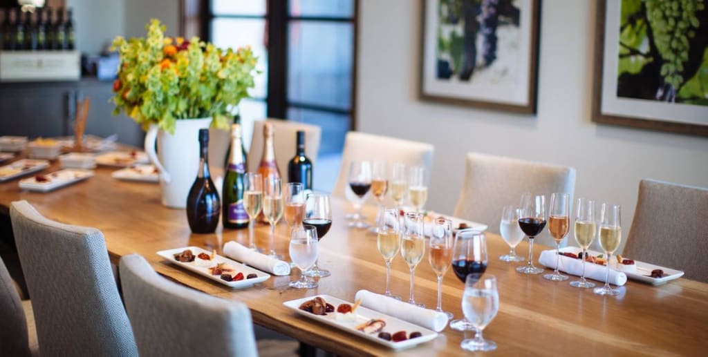 Delightful Combinations of Flowers with Delicious Food and Wine Delightful Combinations of Flowers with Delicious Food and Wine