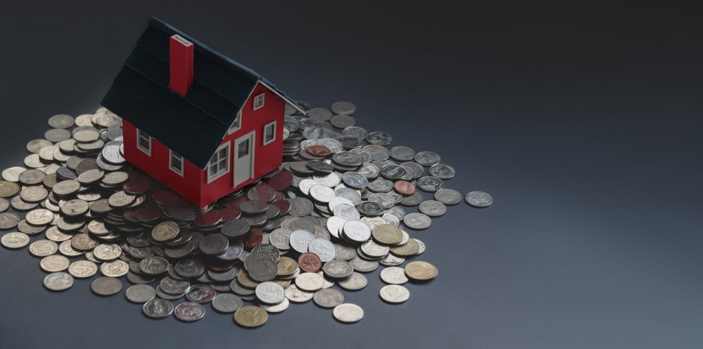 Home Equity Loan or HELOC? Here’s the Difference Home Equity Loan or HELOC? Here’s the Difference