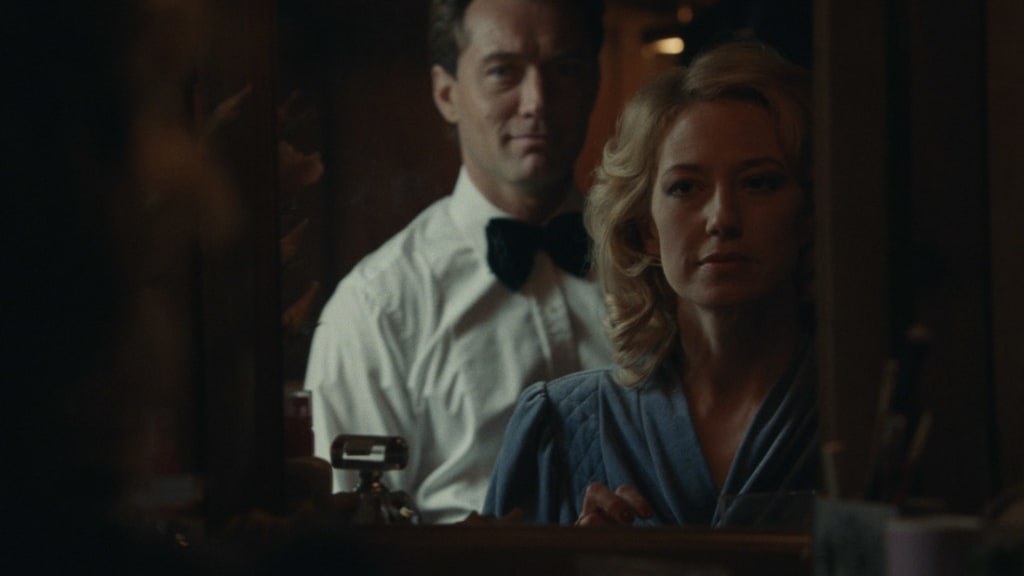 Movie Review: Carrie Coon and Jude Law Shine in 'The Nest' Movie Review: Carrie Coon and Jude Law Shine in 'The Nest'