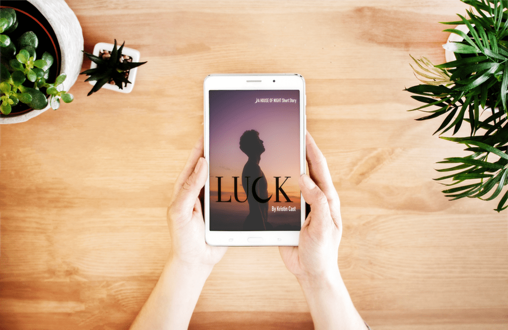 Luck (a House of Night Short Story) by Kristin Cast - REVIEW Luck (a House of Night Short Story) by Kristin Cast - REVIEW