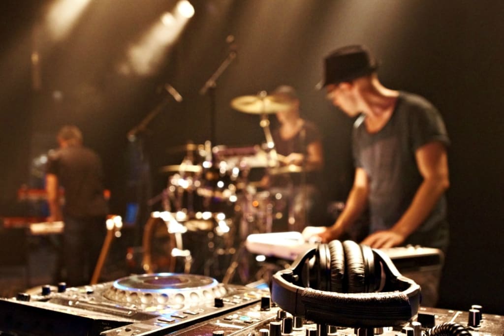 How to achieve all the big success as a singer ?
How to achieve all the big success as a singer ?