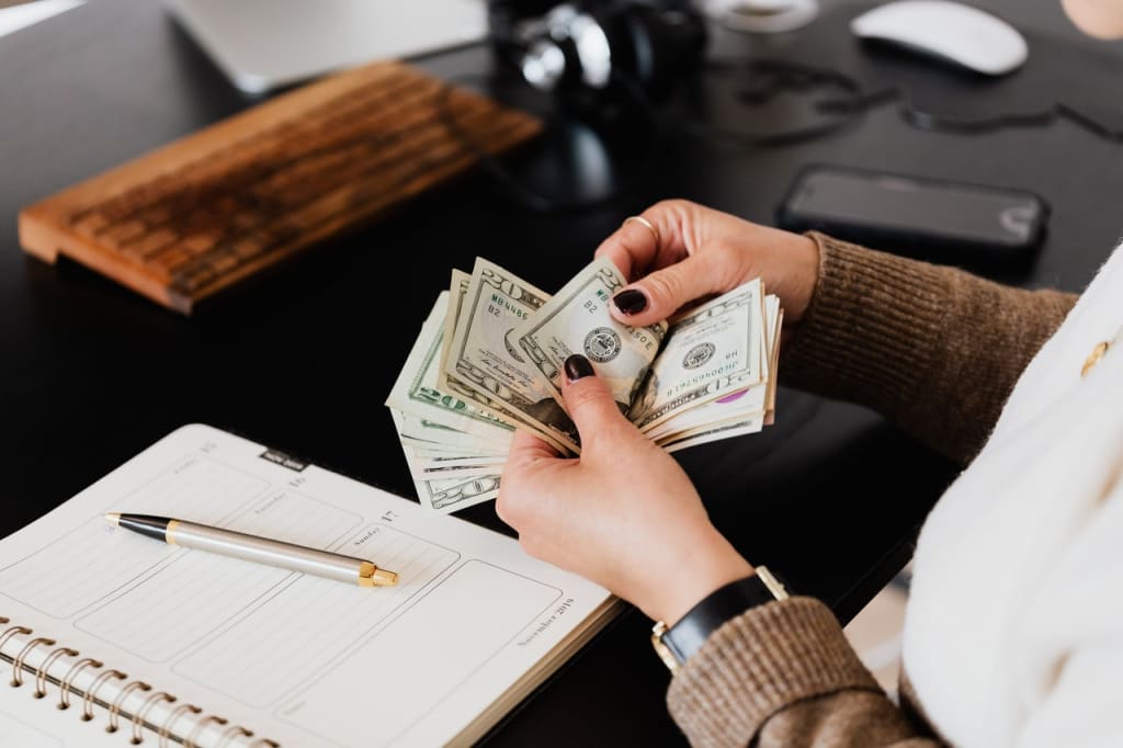 Helpful Tips to Manage Your Small Business Finances Helpful Tips to Manage Your Small Business Finances