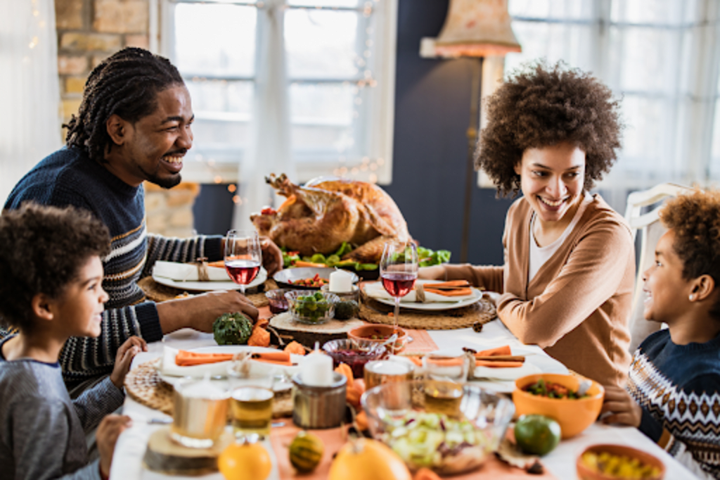 Thanksgiving: why celebrate with the whole family Thanksgiving: why celebrate with the whole family