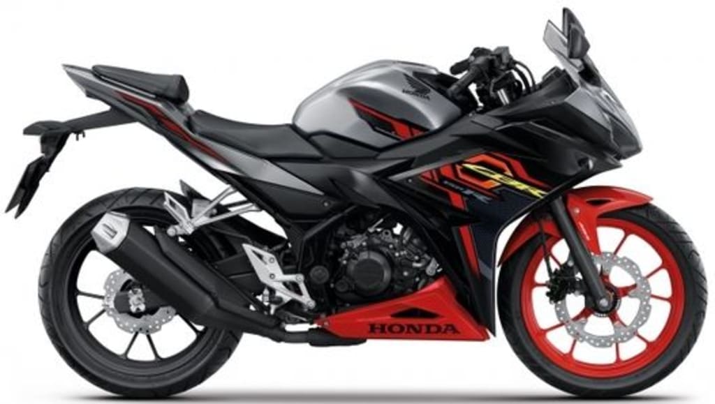 Honda CBR 150 vs Honda CB150R Honda CBR 150 vs Honda CB150R