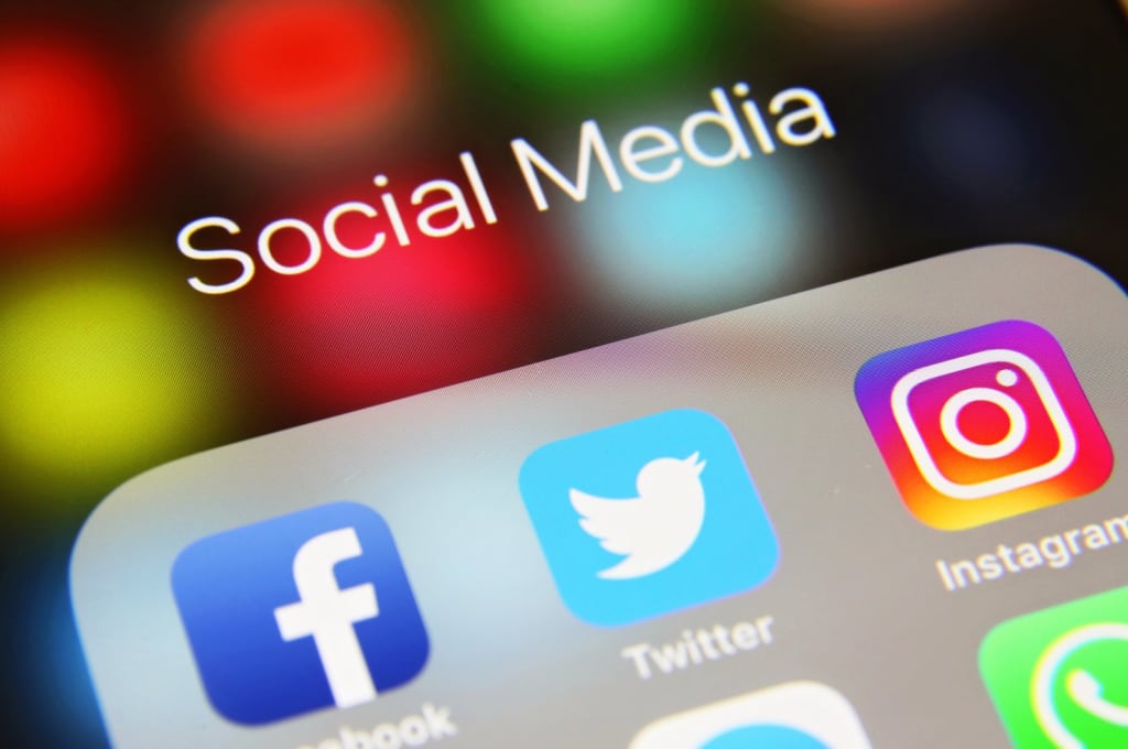 How Social Media Can Help You Reach Your Goals? How Social Media Can Help You Reach Your Goals?