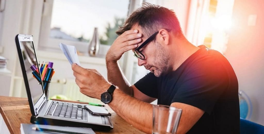 Tips To Tackle Financial Emergency Tips To Tackle Financial Emergency