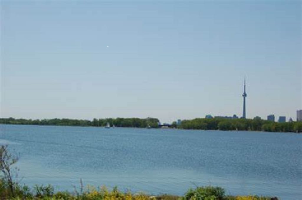 The day Toronto's Outer Harbour was quiet The day Toronto's Outer Harbour was quiet