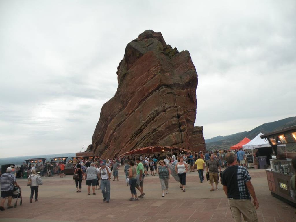 red rocks amphitheatre night