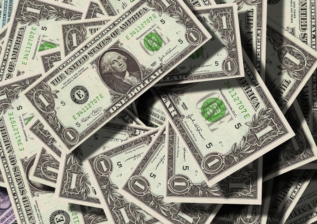 How To Manage Your Money in College How To Manage Your Money in College