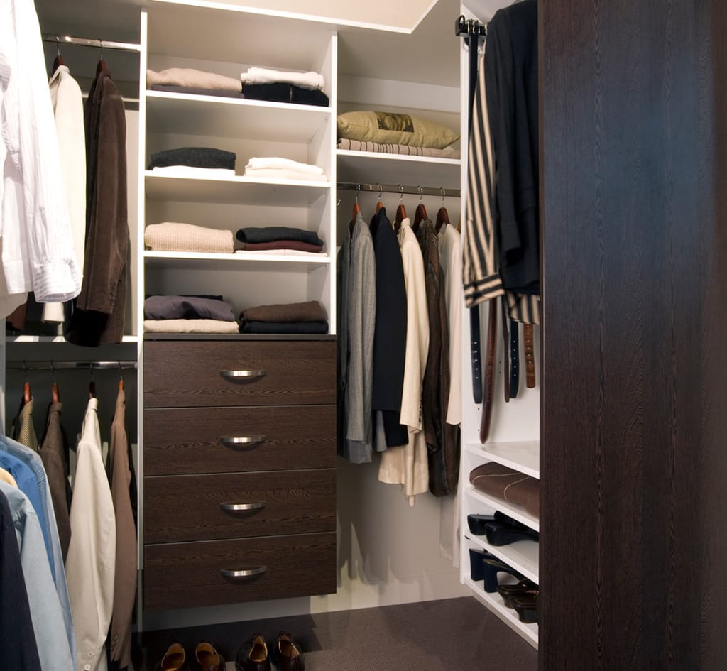 Give An Alluring Look To Your Bedroom With Contemporary Wardrobes