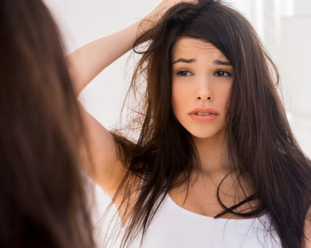 10 Tips To Combat Greasy Hair