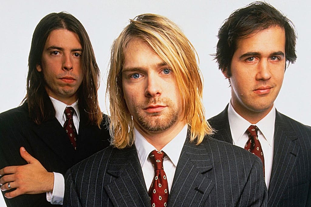 10 Popular Songs that Everyone Likes, But I Don't 10 Popular Songs that Everyone Likes, But I Don't
