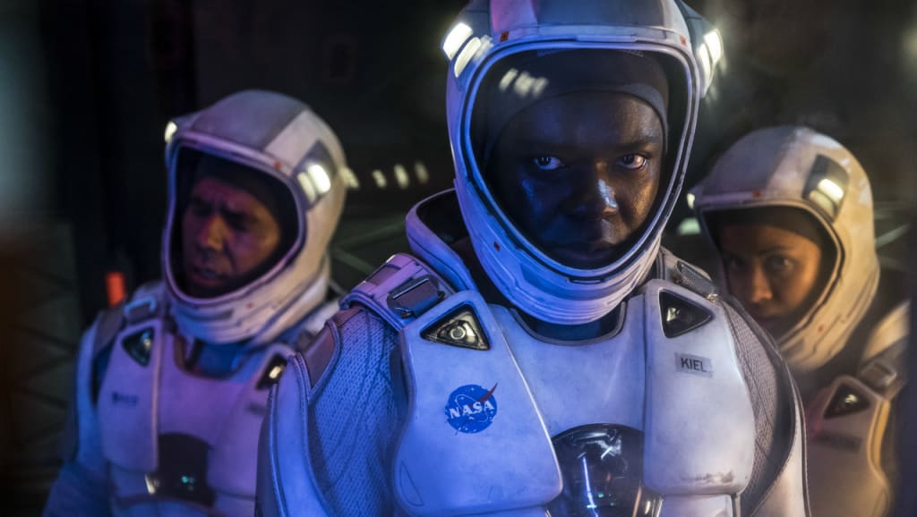 'The Cloverfield Paradox' Review 'The Cloverfield Paradox' Review