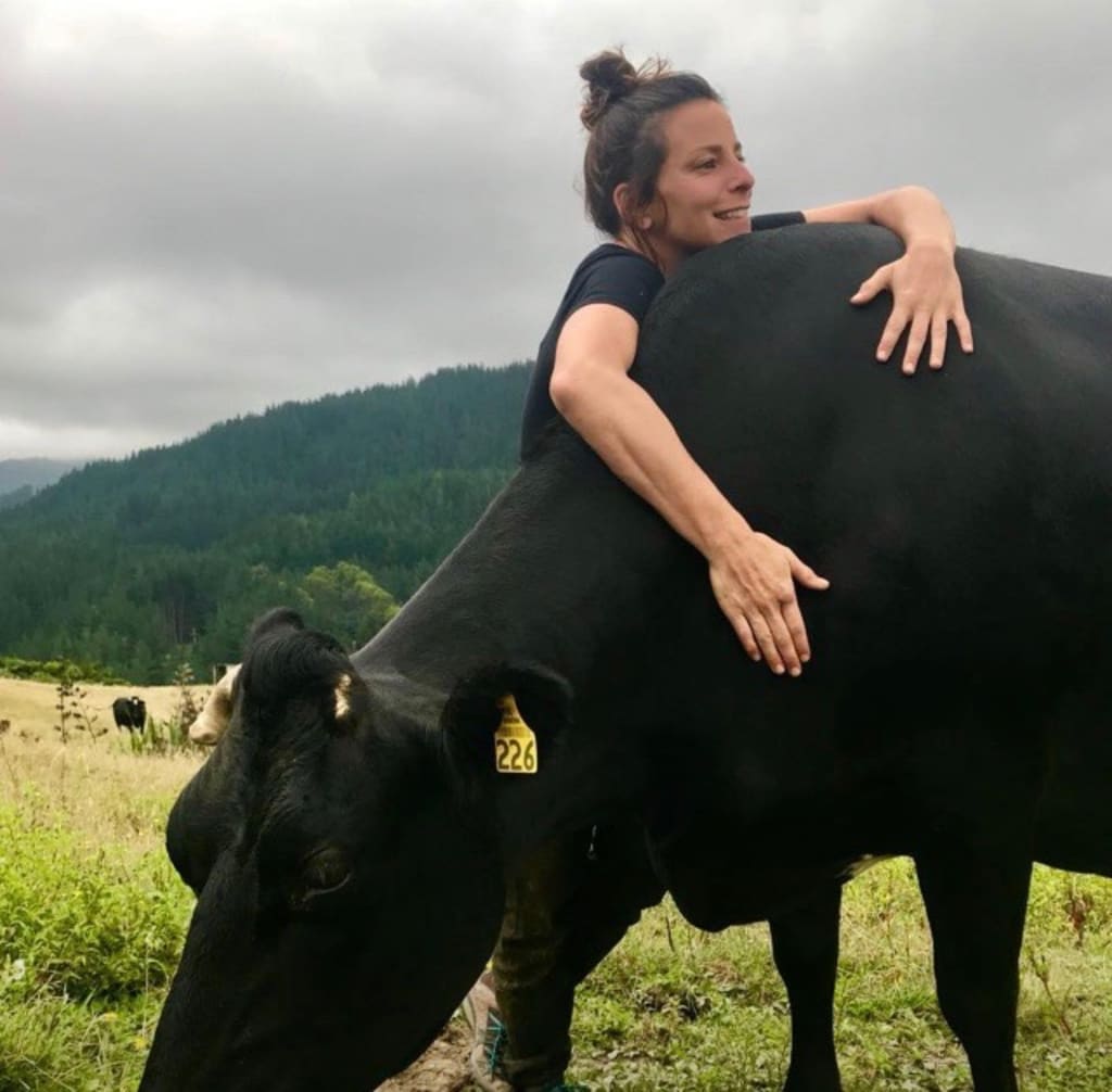 Grade School Teacher Drops Everything for a Cause Grade School Teacher Drops Everything for a Cause