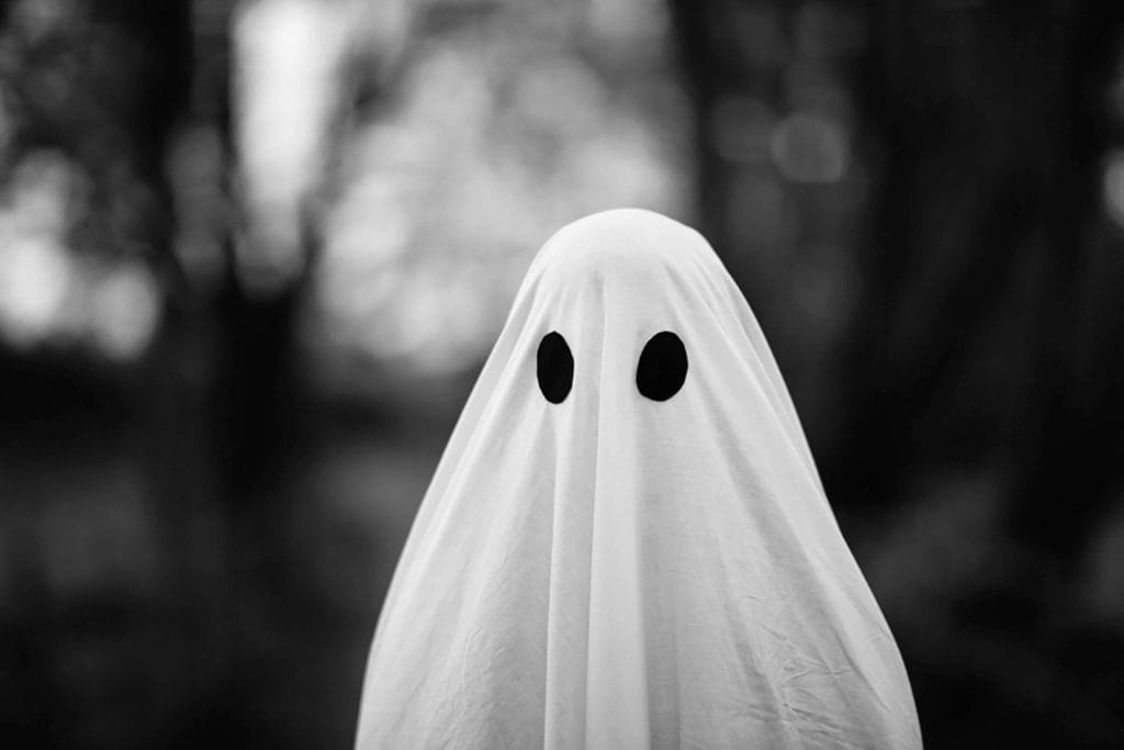 Ghosting: A Modern Day Break Up Ghosting: A Modern Day Break Up