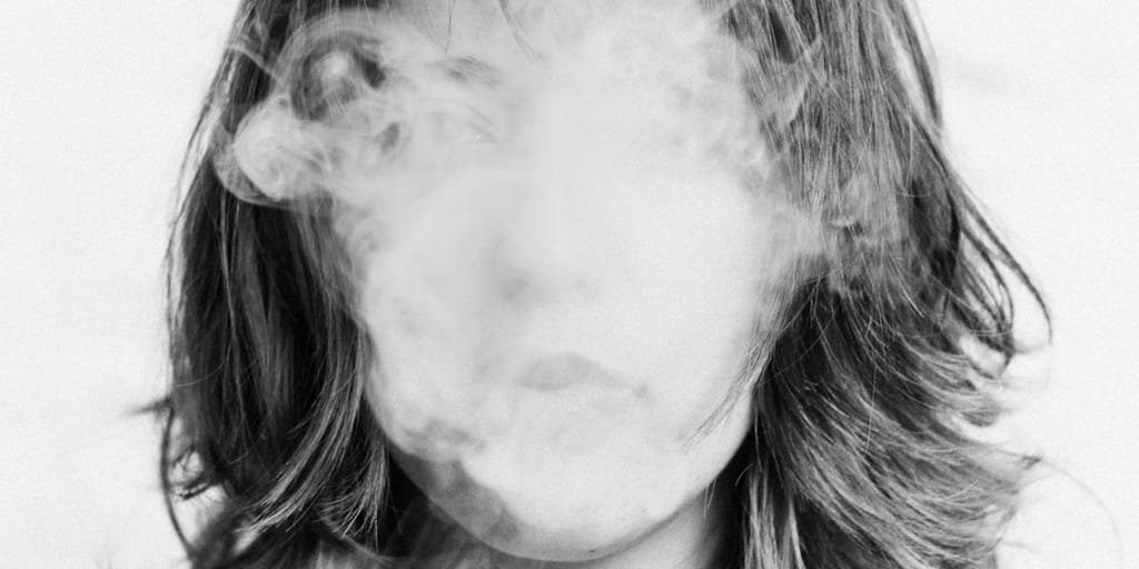 Essential Stoner House Decorations Every Smoker Needs Essential Stoner House Decorations Every Smoker Needs