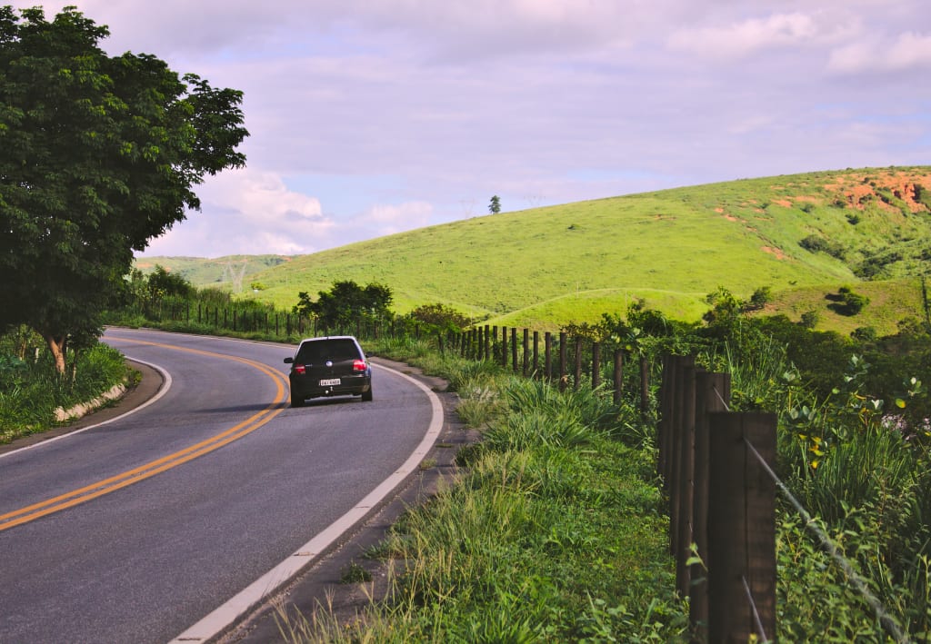 7 Must-Follow Spring Driving Tips 7 Must-Follow Spring Driving Tips