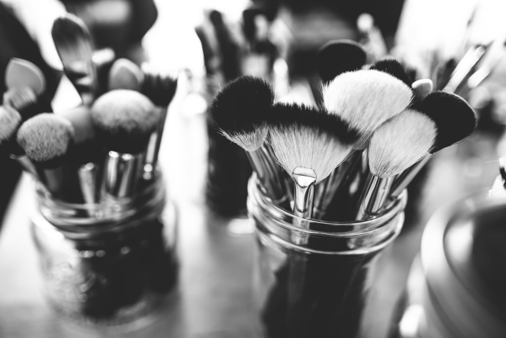 How To Clean Your Makeup Brushes Correctly How To Clean Your Makeup Brushes Correctly