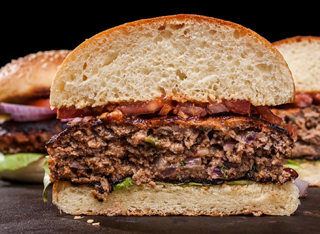 Simply Samantha: Beefy Onion and Bacon Cheddar Burger Simply Samantha: Beefy Onion and Bacon Cheddar Burger