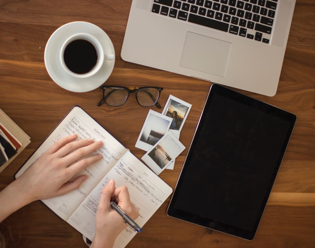 How to (Successfully) Juggle Your Insane University Schedule How to (Successfully) Juggle Your Insane University Schedule