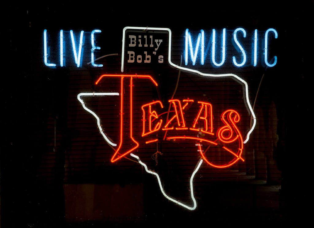 5 New Artists That Will Make You Change Your Mind About Country Music 5 New Artists That Will Make You Change Your Mind About Country Music