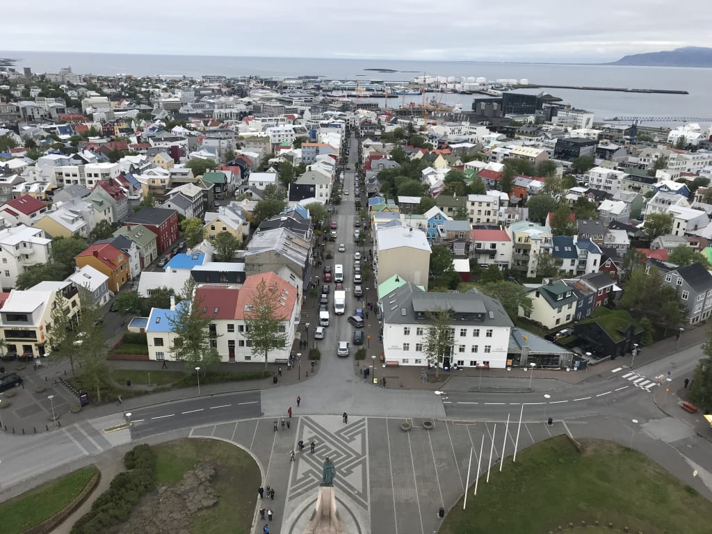 Wanna Travel to Iceland? Here's How to NOT Break the Bank Wanna Travel to Iceland? Here's How to NOT Break the Bank