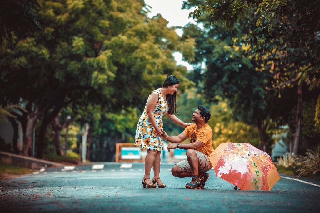 Dear Men, Things to Remember When Proposing to Your (Hopefully) Bride to Be Dear Men, Things to Remember When Proposing to Your (Hopefully) Bride to Be