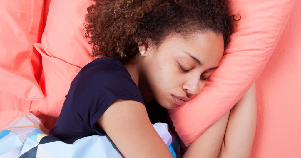 10 Lifehacks to Help You Sleep Better 10 Lifehacks to Help You Sleep Better