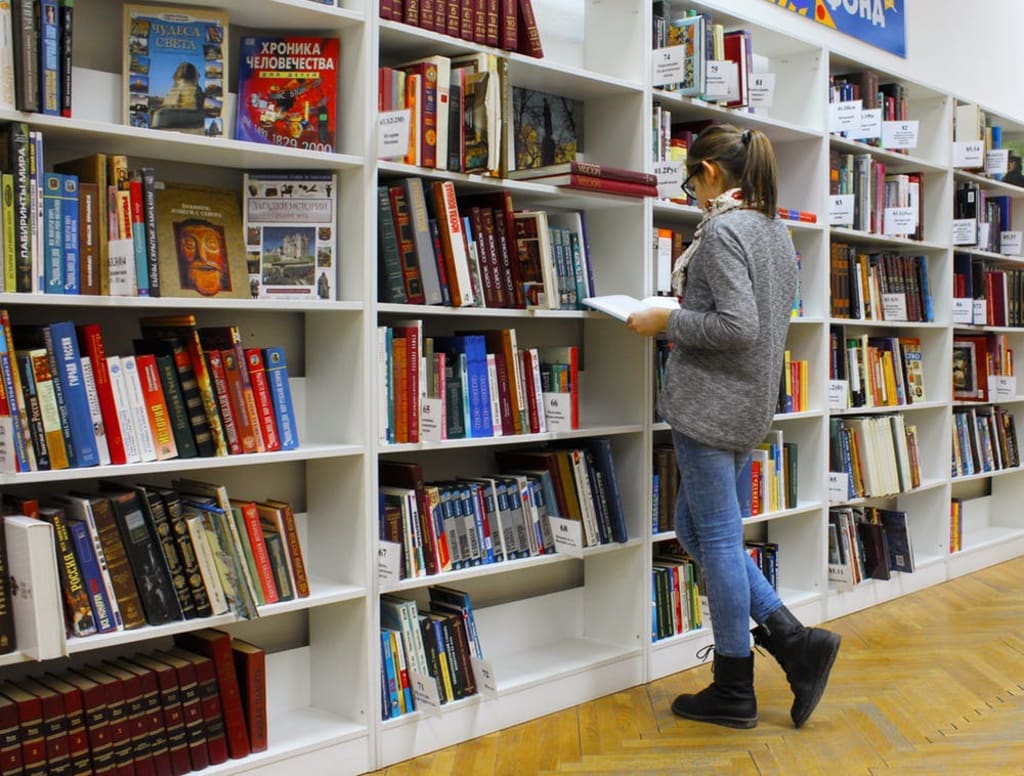 Top 10 Websites for Finding the Right Scholarship Top 10 Websites for Finding the Right Scholarship