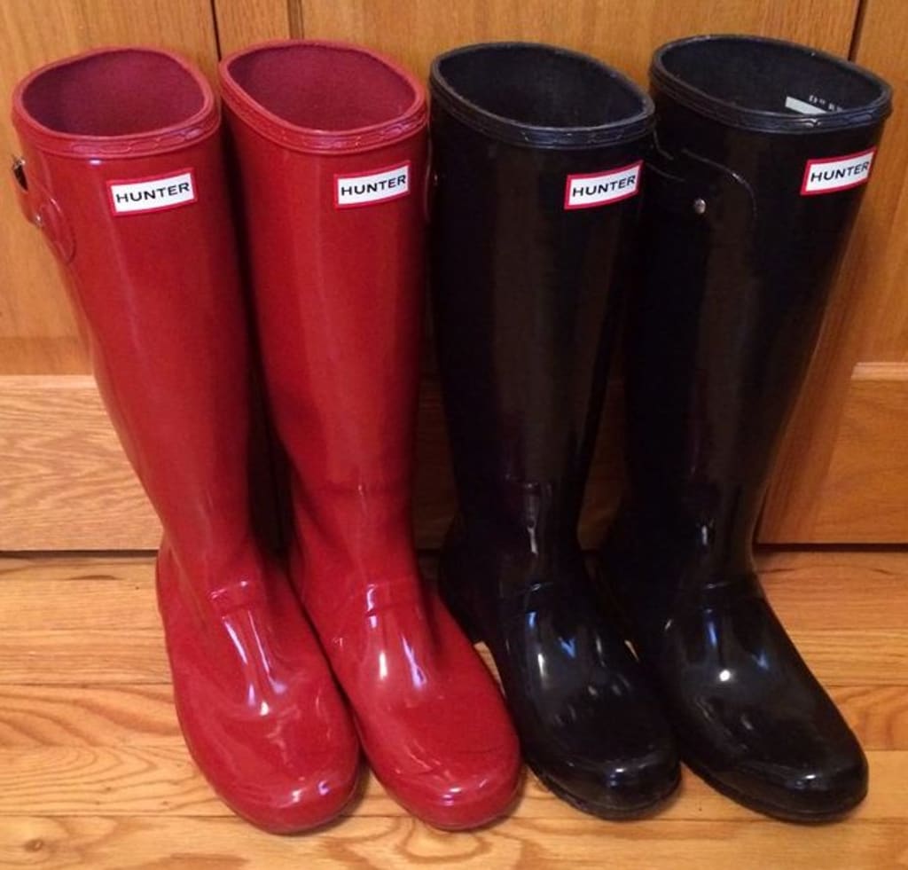 ladies red rain boots