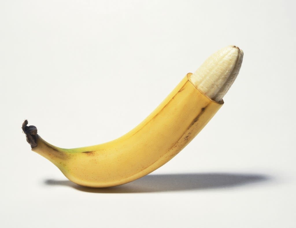 Pros and Cons of Sex with an Uncircumcised Penis Pros and Cons of Sex with an Uncircumcised Penis