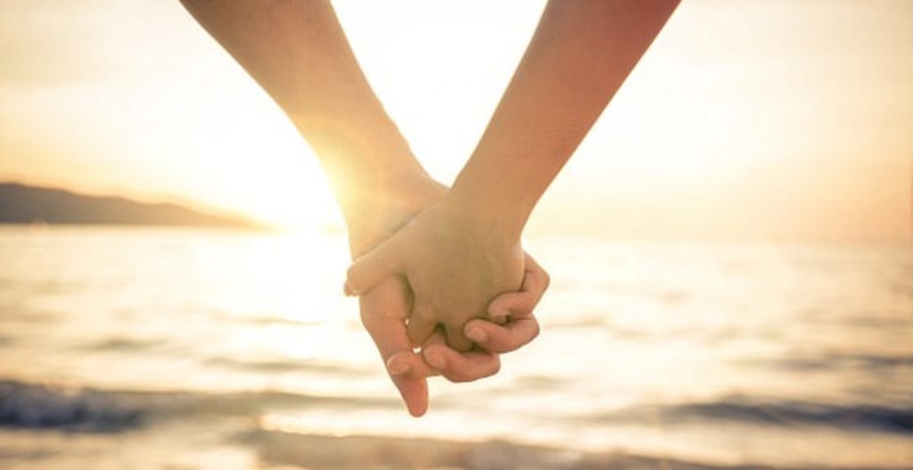 How to Keep Love Around How to Keep Love Around