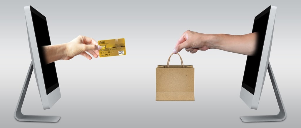 How E-Commerce is Changing Warehouse Operations How E-Commerce is Changing Warehouse Operations