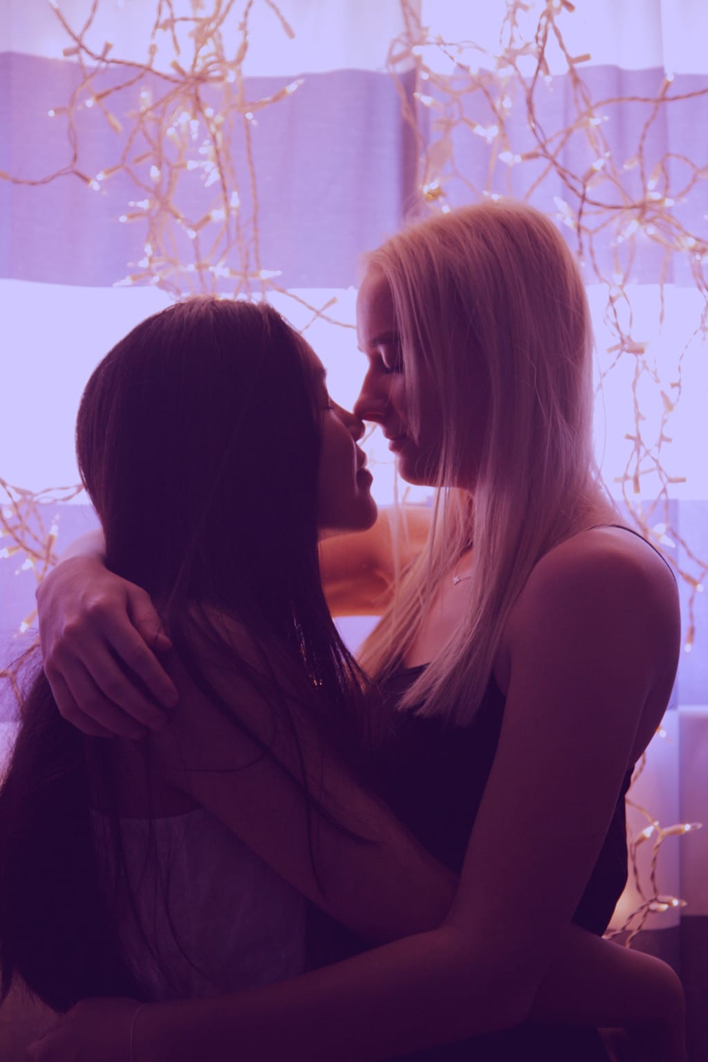 Why Dating as a Feminine Lesbian Is so Difficult Why Dating as a Feminine Lesbian Is so Difficult