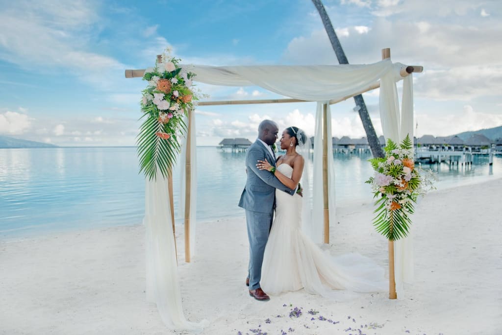 Tahiti Wedding—The Closest Island to Paradise Tahiti Wedding—The Closest Island to Paradise