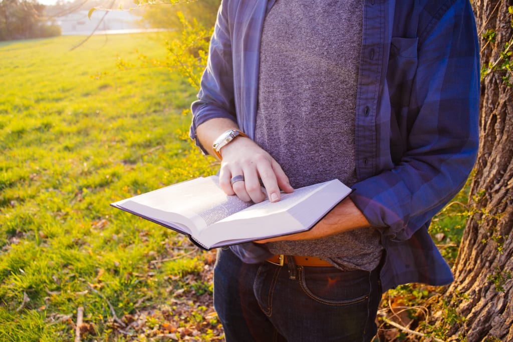 10 Books About Feminism Every Guy Should Read 10 Books About Feminism Every Guy Should Read