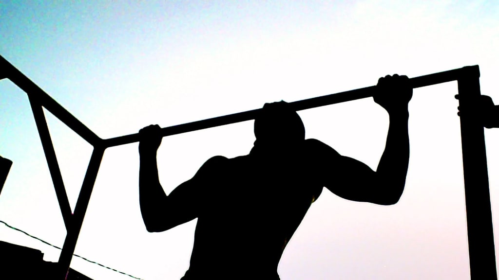 The Benefits of Bodyweight Training and Weight Lifting The Benefits of Bodyweight Training and Weight Lifting