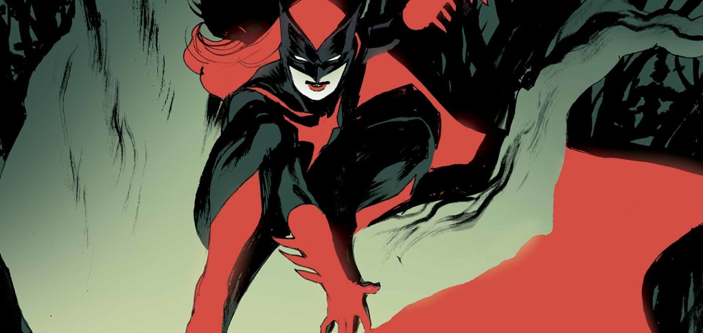 What Do Batwoman And Oracle Add To The CW's 'Supergirl'? 