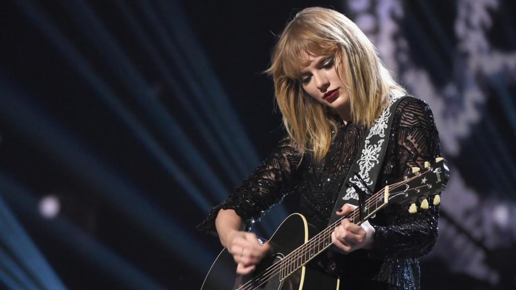 13 Things to Consider Before Dissing on Taylor Swift 13 Things to Consider Before Dissing on Taylor Swift