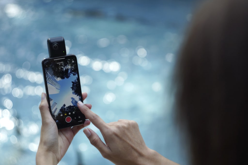 Turn Your iPhone Into a 360 Degree Camera with the Insta360 Nano Turn Your iPhone Into a 360 Degree Camera with the Insta360 Nano