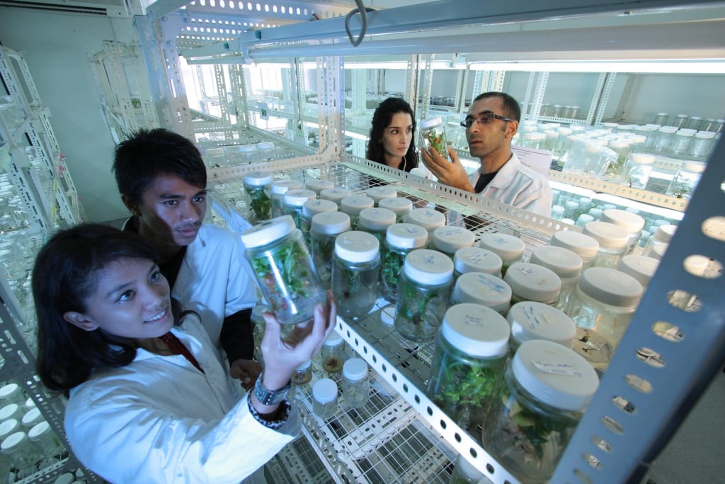 Crowdfunding Science Crowdfunding Science