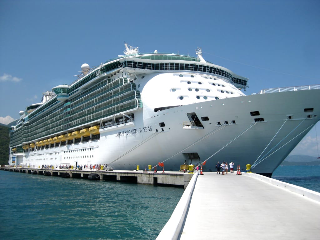 I Get Paid to Travel the World! I Get Paid to Travel the World!