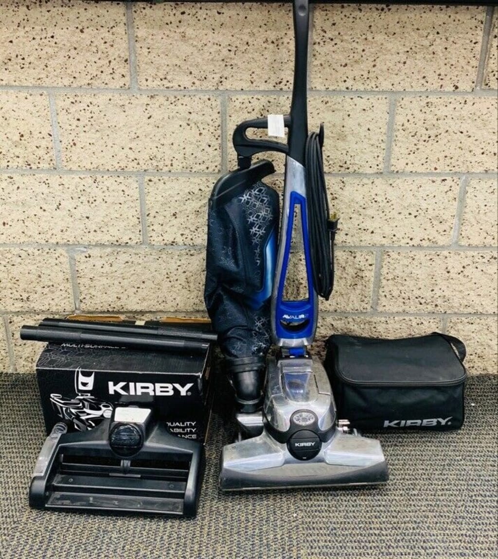 I Convinced People to Buy a $2,000 Vacuum I Convinced People to Buy a $2,000 Vacuum
