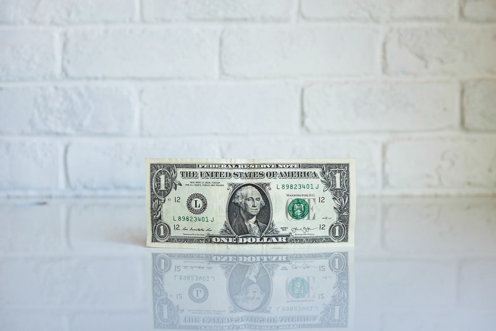 Why Are So Many Young People Investing in Cryptocurrency? Why Are So Many Young People Investing in Cryptocurrency?